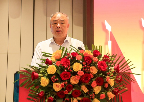 1新乡市住建局党组成员、副局长王晓河在会上致辞.JPG